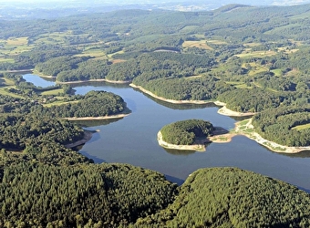 Camping l'Evasion - SAINT-MARTIN-DU-PUY