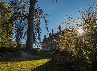 Gîte de Groupe La Cimentelle Hébergement collectif - AVALLON