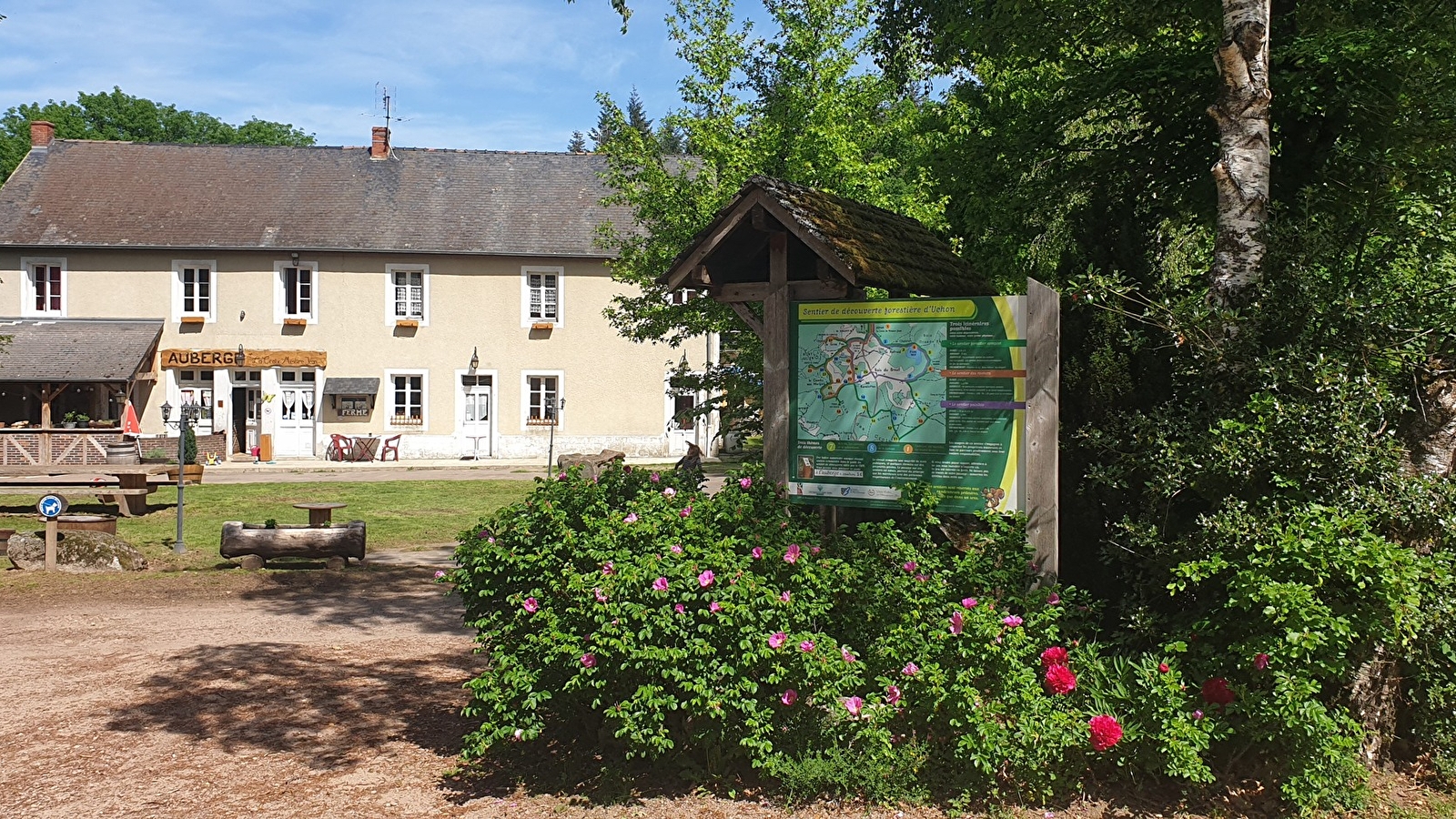 Auberge de 'La Croix Messire Jean'