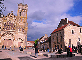 Hôtel Sy La Terrasse - VEZELAY