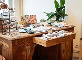 La boutique de l'Office de Tourisme Morvan Sommets & Grands Lacs - B.I.T de Lormes - LORMES